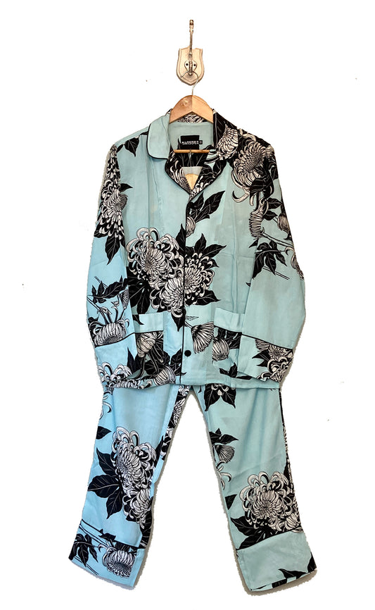 Pijama Estampado - Floral - Fundo Azul Claro
